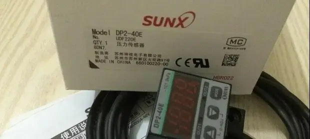 DP2-40E DP2 40E New in box SUNX God as sensor free shipping