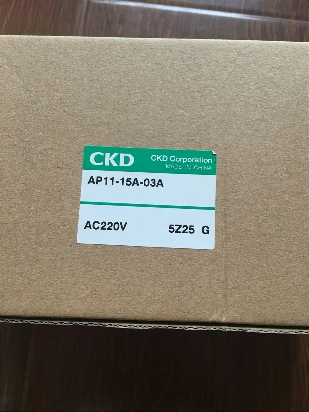 1PC  NEW  CKD  AP11-15A-03A-AC220V  AP11-15A-03A  AC220V  free  shipping