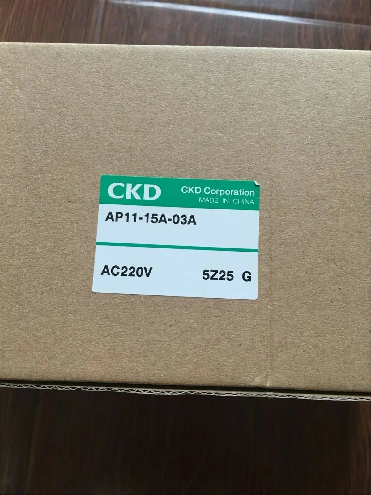 1PC  NEW  CKD  AP11-15A-03A-AC220V  AP11-15A-03A  AC220V  free  shipping
