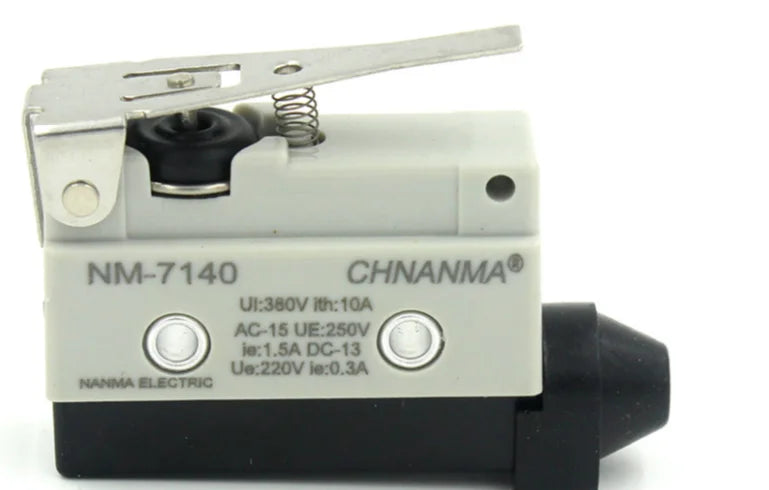 AZ7140 1pcs new Matsushita NAIS Limit Switch free shipping