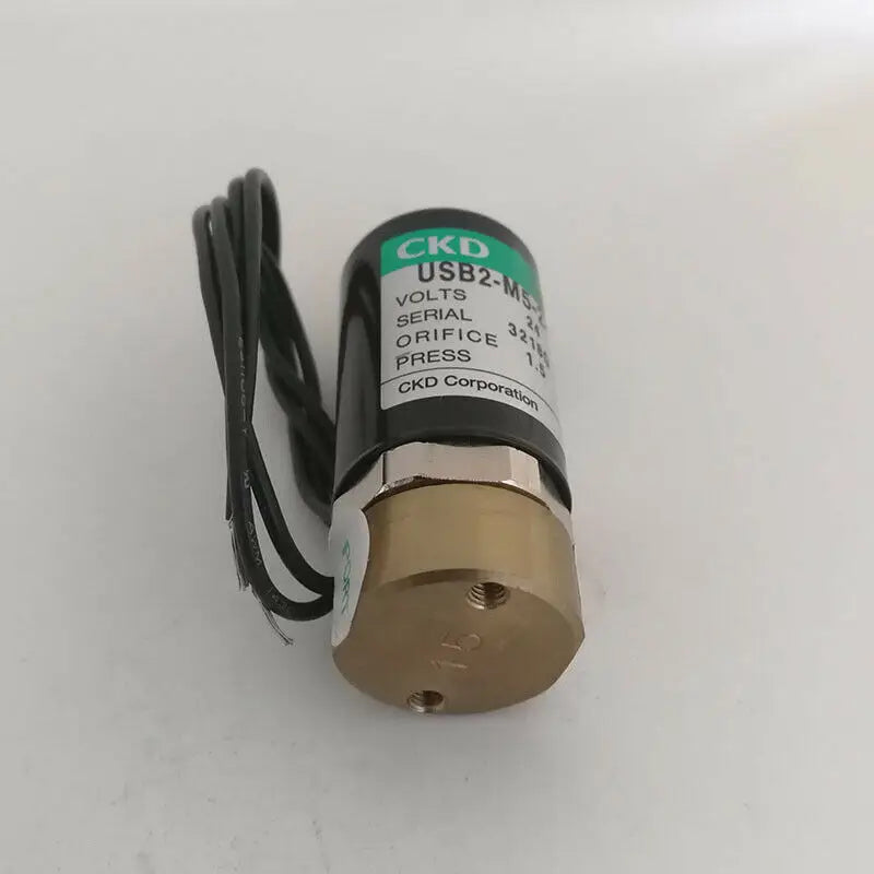 1PC  NEW   CKD   USB2-M5-2-0-DC24V   USB2-M5-2-0   DC24V    free  shipping