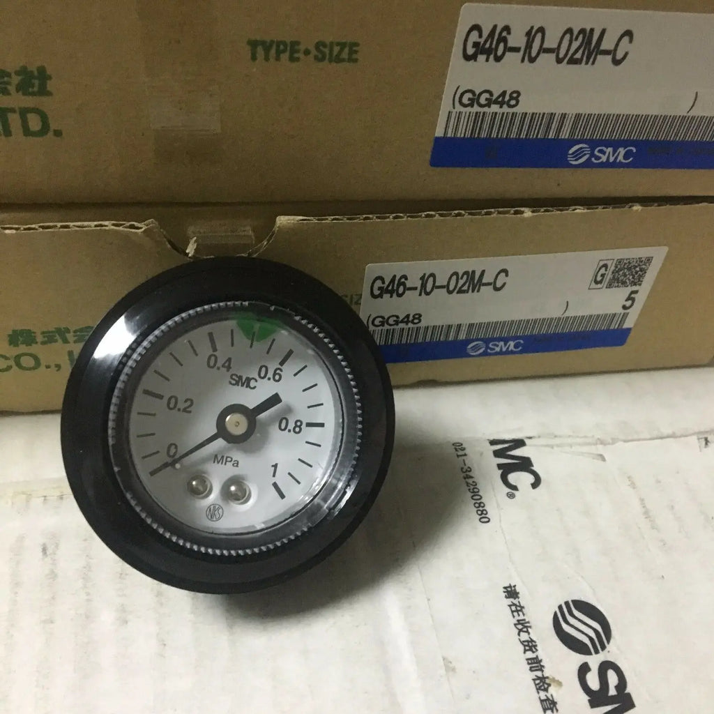New SMC G46-10-02M-C Pressure gauge free shipping