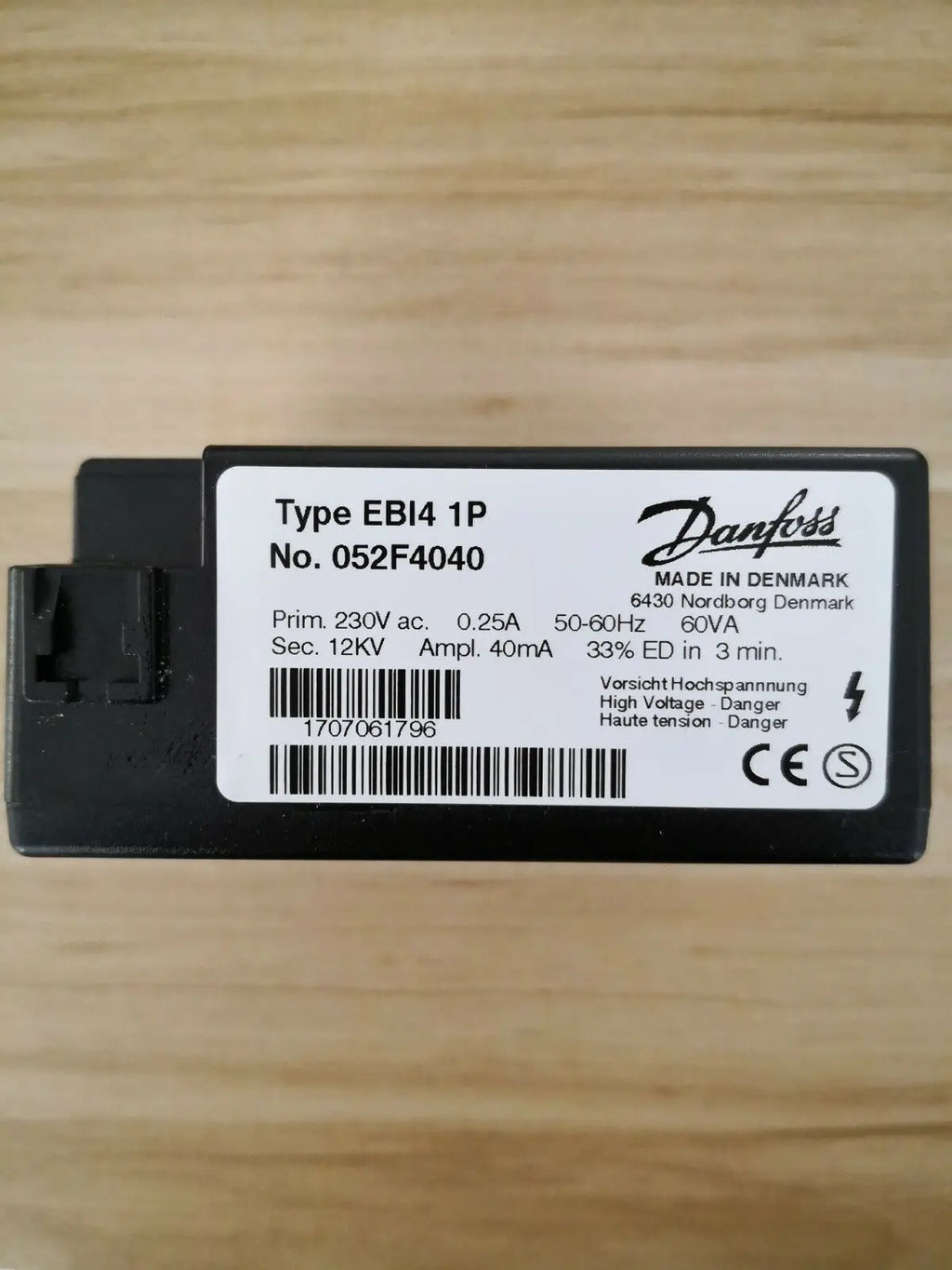New  Danfoss  EBI4 1P No.052F4040  ignition transformer  free shipping