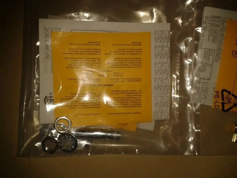 Mew  TURCK  BI2-M12-Y1X-H1141  Proximity switch  free shipping