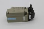 D4A-3101N D4A3101N 1PC NEW IN BOX Omron Limit Switch free shipping