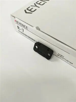 1pc new KYEYENCE R-7