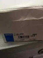 SHL-W2155 SHLW2155 1PC New Omron Enclosed Switch Roller NIB free shipping