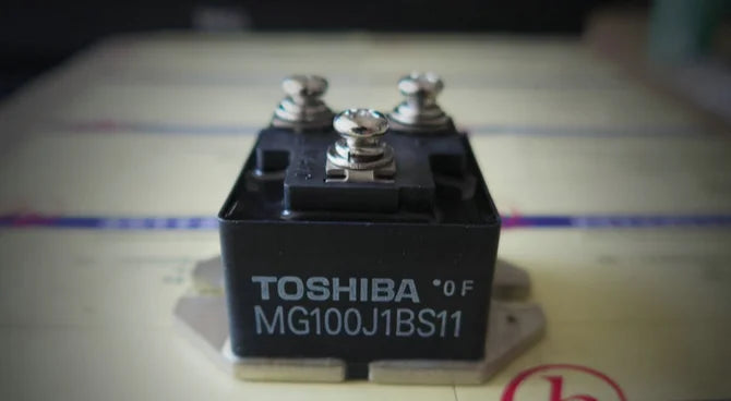 MG100J1BS11 1pcs New TOSHIBA IGBT POWER MODULE free shipping