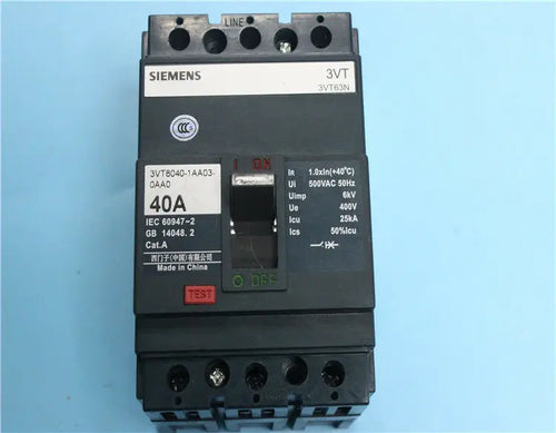 1pc     Siemens   3VT8040-1AA03-0AA0    circuit  breaker   free shipping