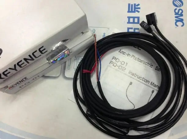 PQ-01(PQ-01R PQ-01T)  1pcs New Keyence Photoelectric Sensor free shipping
