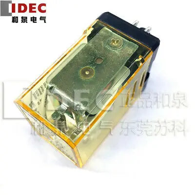 1pc new RR2P-UAC220V IDEC