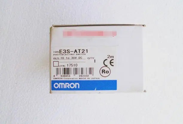 E3S-AT21 E3SAT21 New Omron Photoelectric Sensor 10-30VDC free shipping
