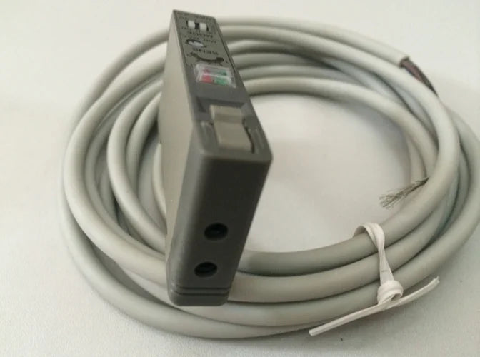 HPX-A2 HPXA2 1pcs New Yamatake Azbil Photoelectric Sensor free shipping