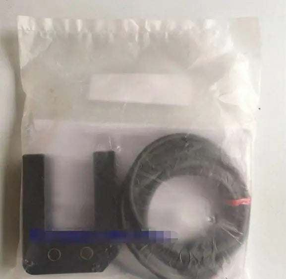 CZ-171A CZ 171A New Panasonic photoelectric switch free shipping