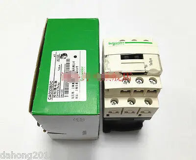 New in box Schneider CAD32BDC free shipping
