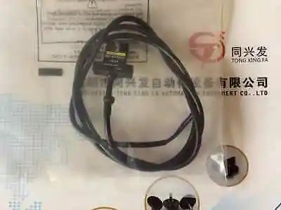 EE-SPX306-W2A EESPX306W2A 1PC New OMRON Photoelectric Sensor free shipping