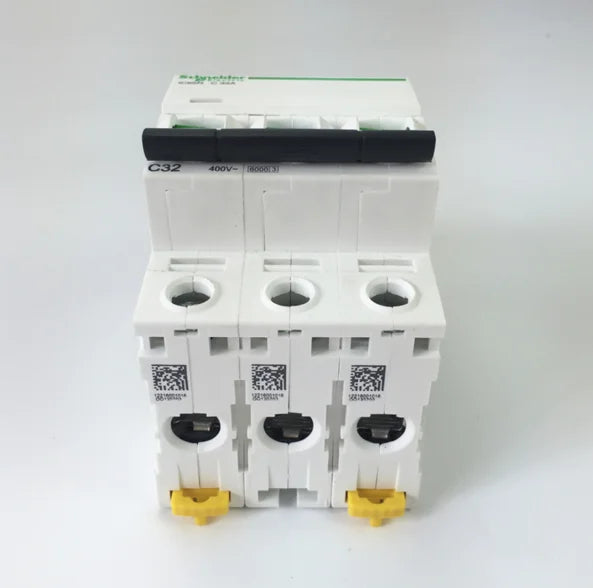 IC65N 3P C32A 1PC NEW Schneider free shipping