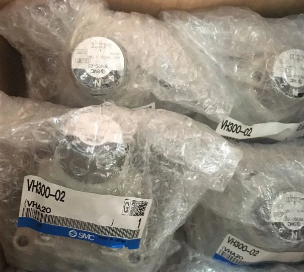 New SMC VH300-02 Manual valve free shipping