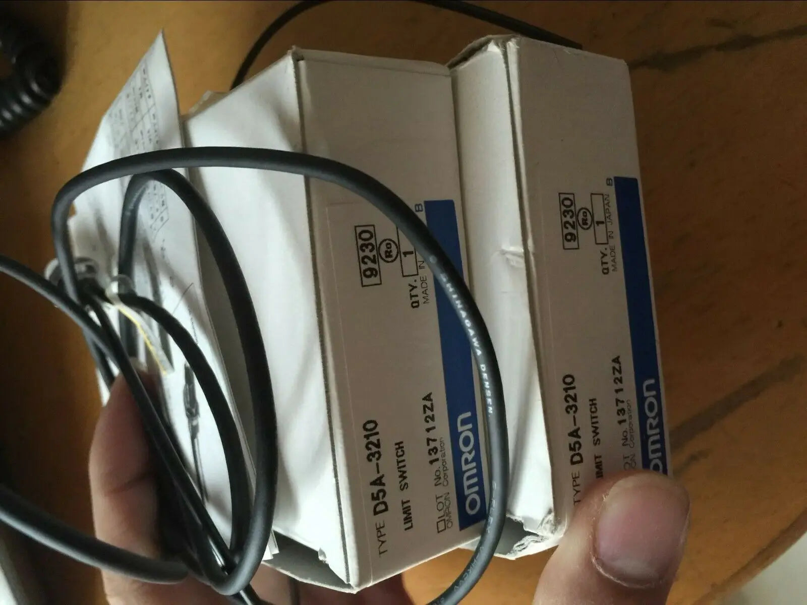 1PC  NEW   Omron   D5A-3210     free  shipping