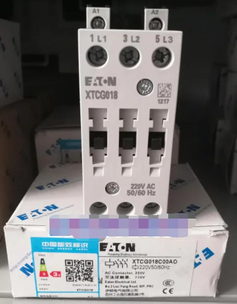 1PC  NEW   EATON  MOELLER  XTCG018C00AO  220VAC  free shipping