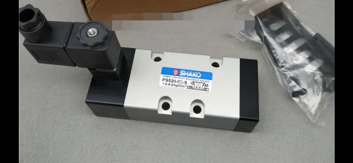 1PC NEW SHAKO PS520-02S PS520-02-S DC24V free shipping