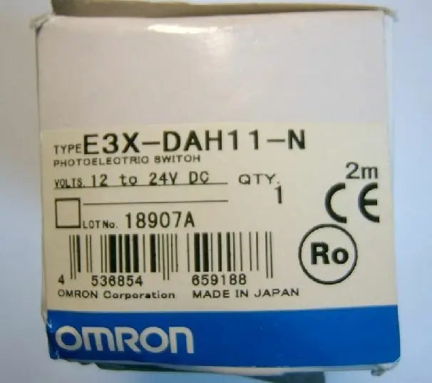 E3X-DAH11-N E3X DAH11 N 1PC New OMRON Fiber Optic Amplifier free shipping