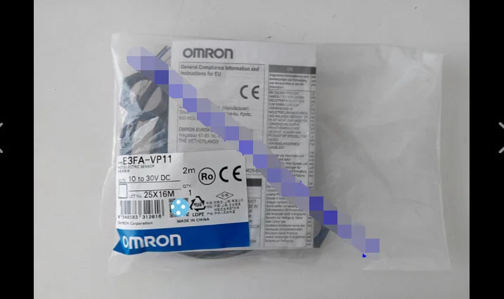 1PC  NEW   Omron   E3FA-VP11    free  shipping