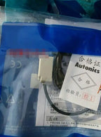 PSN17-5DP2 PSN175DP2 New AUTONICS proximity switch free shipping