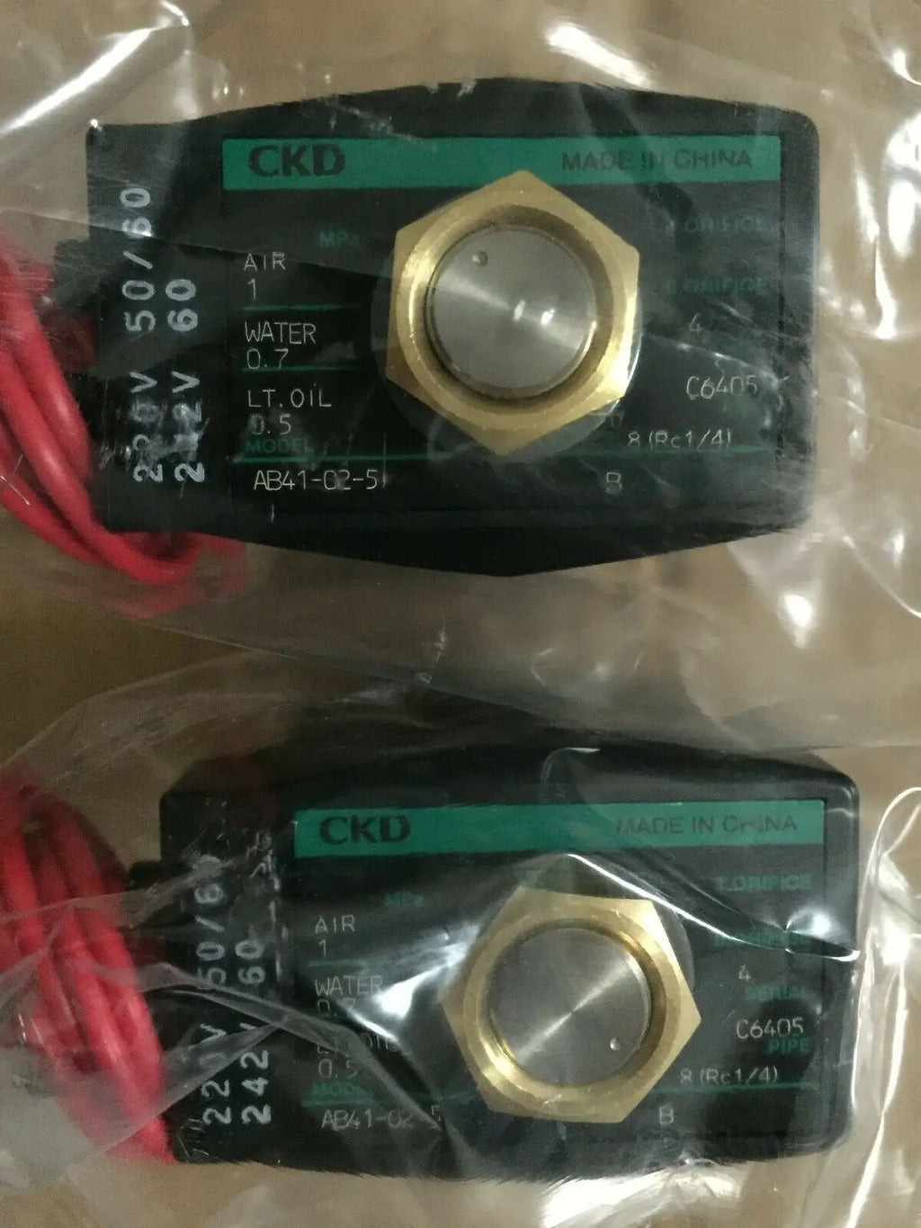 1PC  NEW  CKD  AB41-02-5-B-AC220V  AB41-02-5-B  AC220V  free  shipping