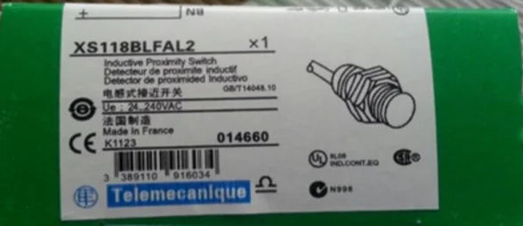 XS118BLFAL2 1PC NEW Schneider free shipping
