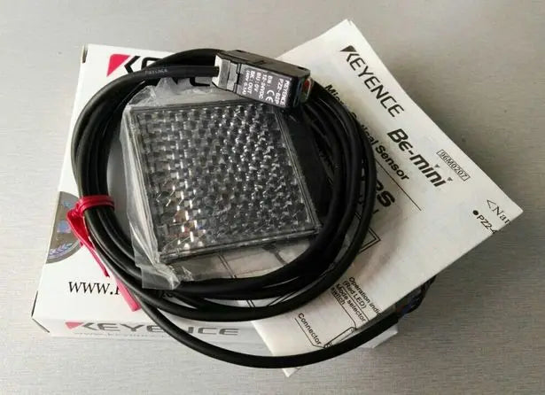 1PC NEW in box KEYENCE Sensor PZ2-62P PZ2 62P free shipping