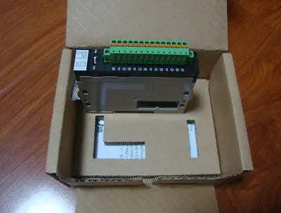 New in box OMRON CJ1W-B7A04 CJ1W B7A04