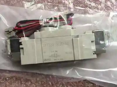 SY7220-5LZD-02 SY72205LZD02 1PC New SMC solenoid valve free shipping