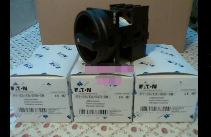 1PC  NEW   EATON  MOELLER  P1-25/EA/SVB-SW    free shipping