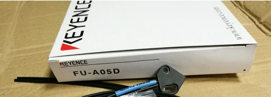 New  KEYENCE Fiber Optic Sensor FU-A05D  free shipping