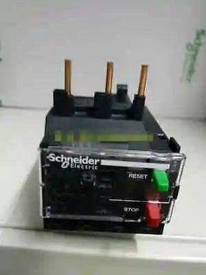 1PC NEW Schneider thermal relay LRE14 7-10A