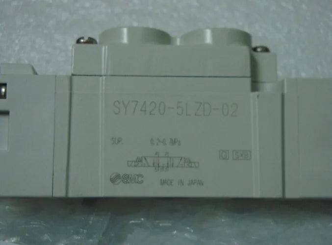 SY7420-5LZD-02 SY74205LZD02 1 PC SMC solenoid valve free shipping