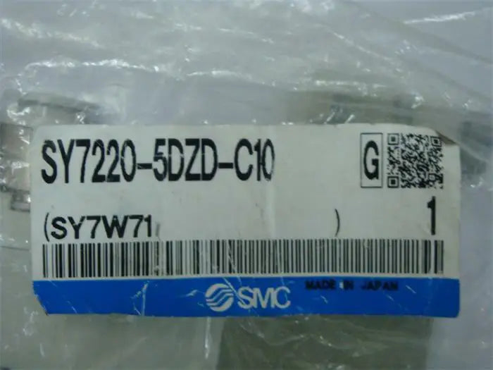 New  SMC SY7220-5DZD-C10 solenoid valve  free shipping
