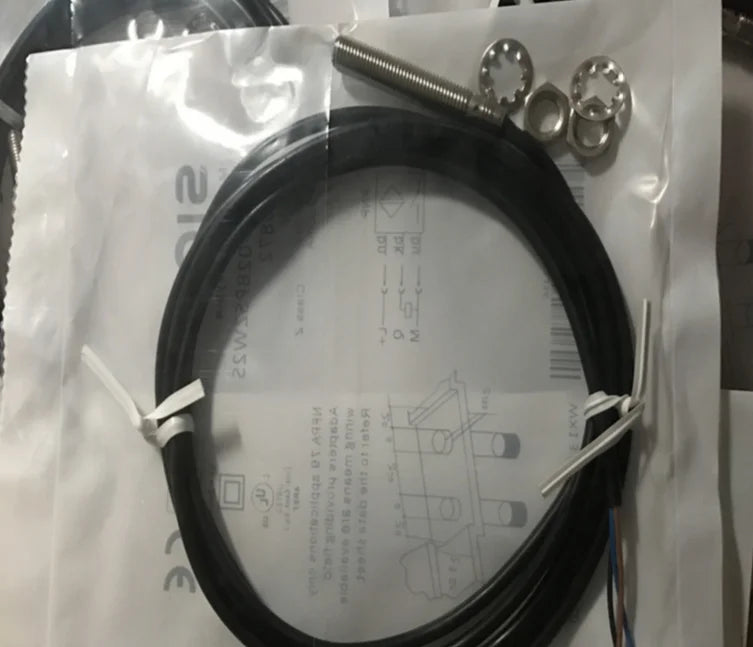 IME08-02BPSZW2S IME0802BPSZW2S 1PC New SICK Proximity Switch free ship