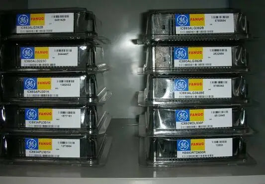 NEW IN BOX GE FANUC IC693ALG222