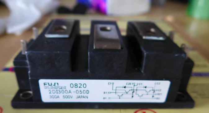 2DI300A-050D 2DI300A050D 1PCS NEW FUJI IGBT module free ship