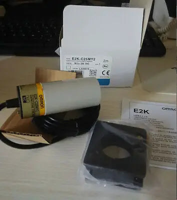 OMRON NEW in box E2K-C25MY2 (E2KC25MY2) Proximity Switch
