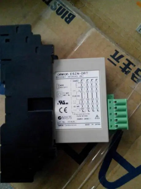 E5ZN-DRT E5ZNDRT 1PC New Omron Devicenet Interface Unit free ship