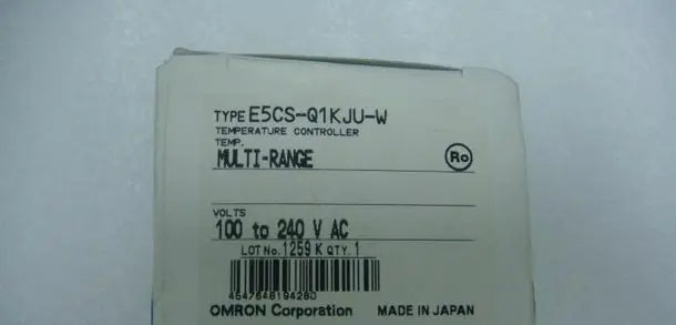E5CS-Q1KJU-W E5CS Q1KJU W 1PC New in box OMRON free shipping