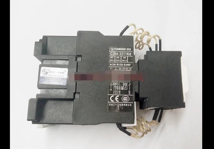 1PC  NEW  Tianshui 213  CJX4-3211Kd   380V   free  shipping