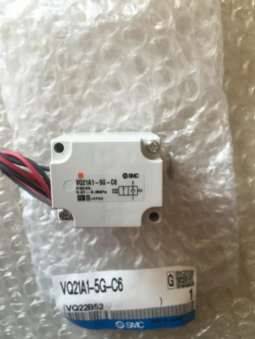 VQ21A1-5G-C8 VQ21A15GC8 1pcs New SMC Solenoid Valve free ship