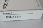 New   KEYENCE  EM-005P  Proximity sensor   free shipping