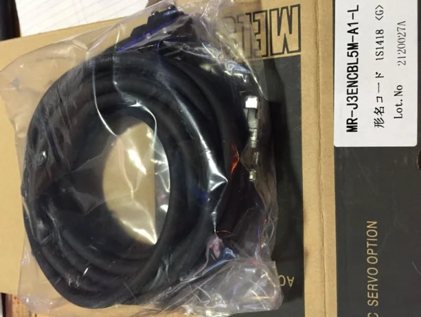 MR-J3ENCBL5M-A1-L 1PC New Mitsubishi Servo Drive Cable free ship