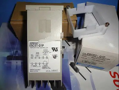 New in box OMRON E5CST-R1P E5CST R1P