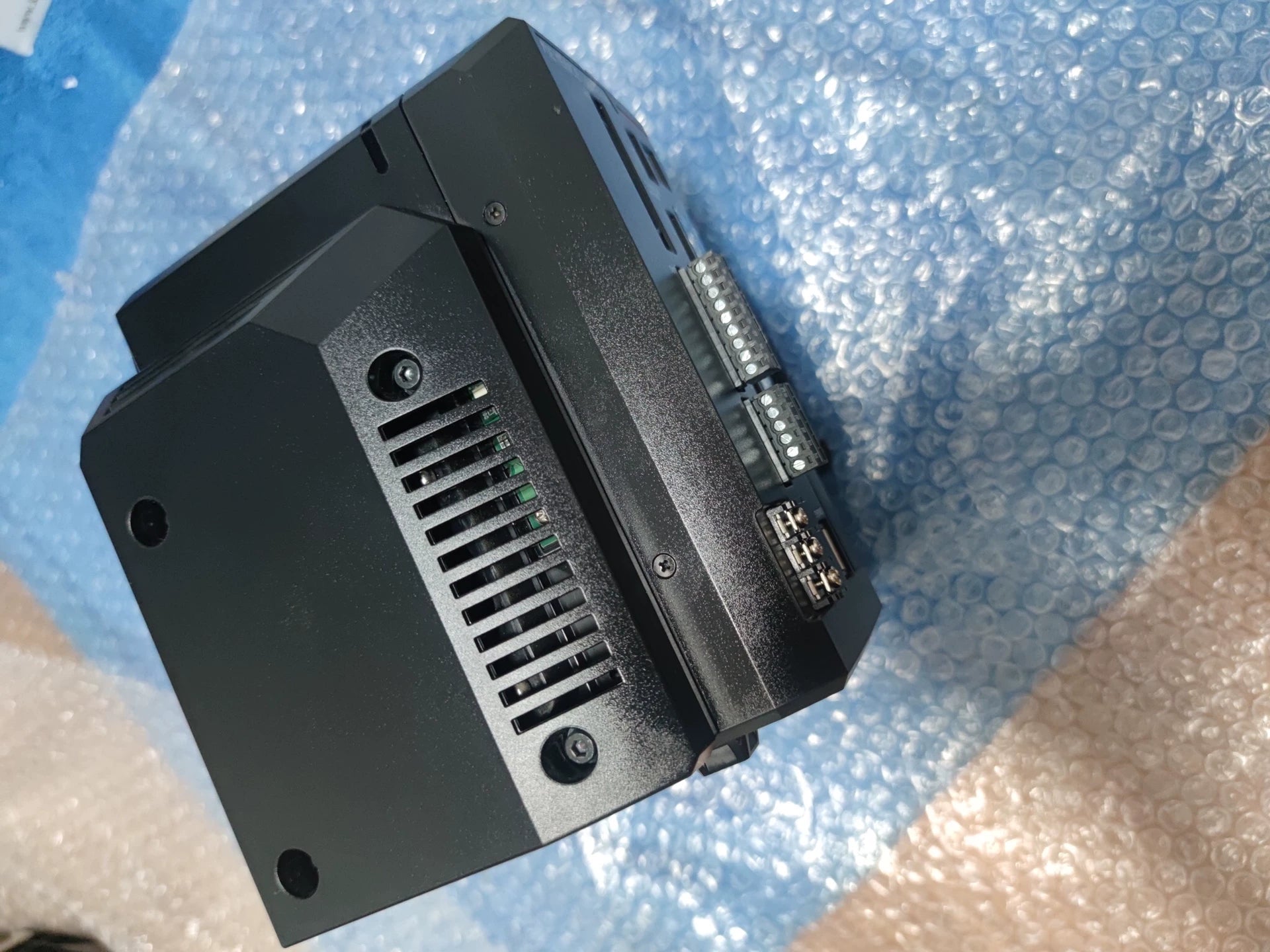 1pc New   KEYENCE CA-E110LJ